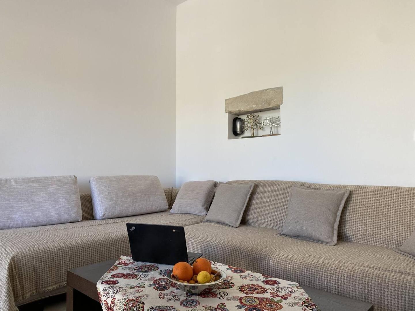 Orphanos Apartment Kamilari Eksteriør billede